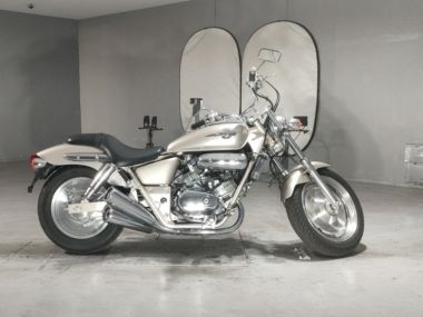Honda Magna 250
