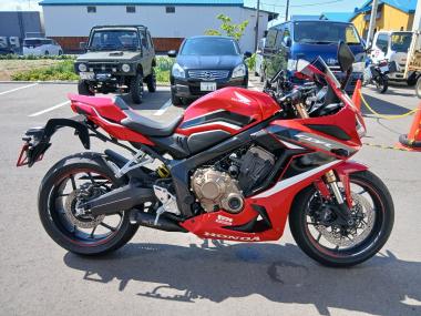 Honda CBR650R