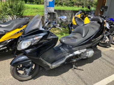 Suzuki Skywave 250s