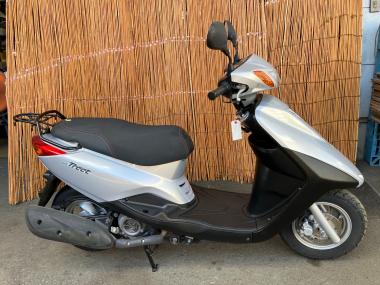 Yamaha Axis Treet