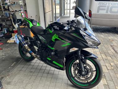 Kawasaki Ninja400