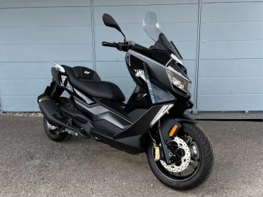 BMW C400GT Triple Black