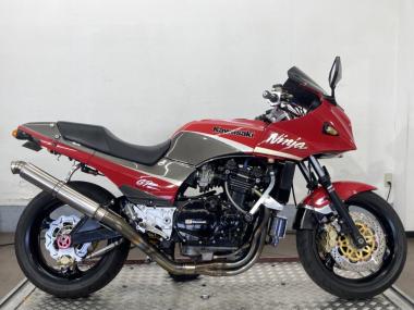 Kawasaki GPZ900R