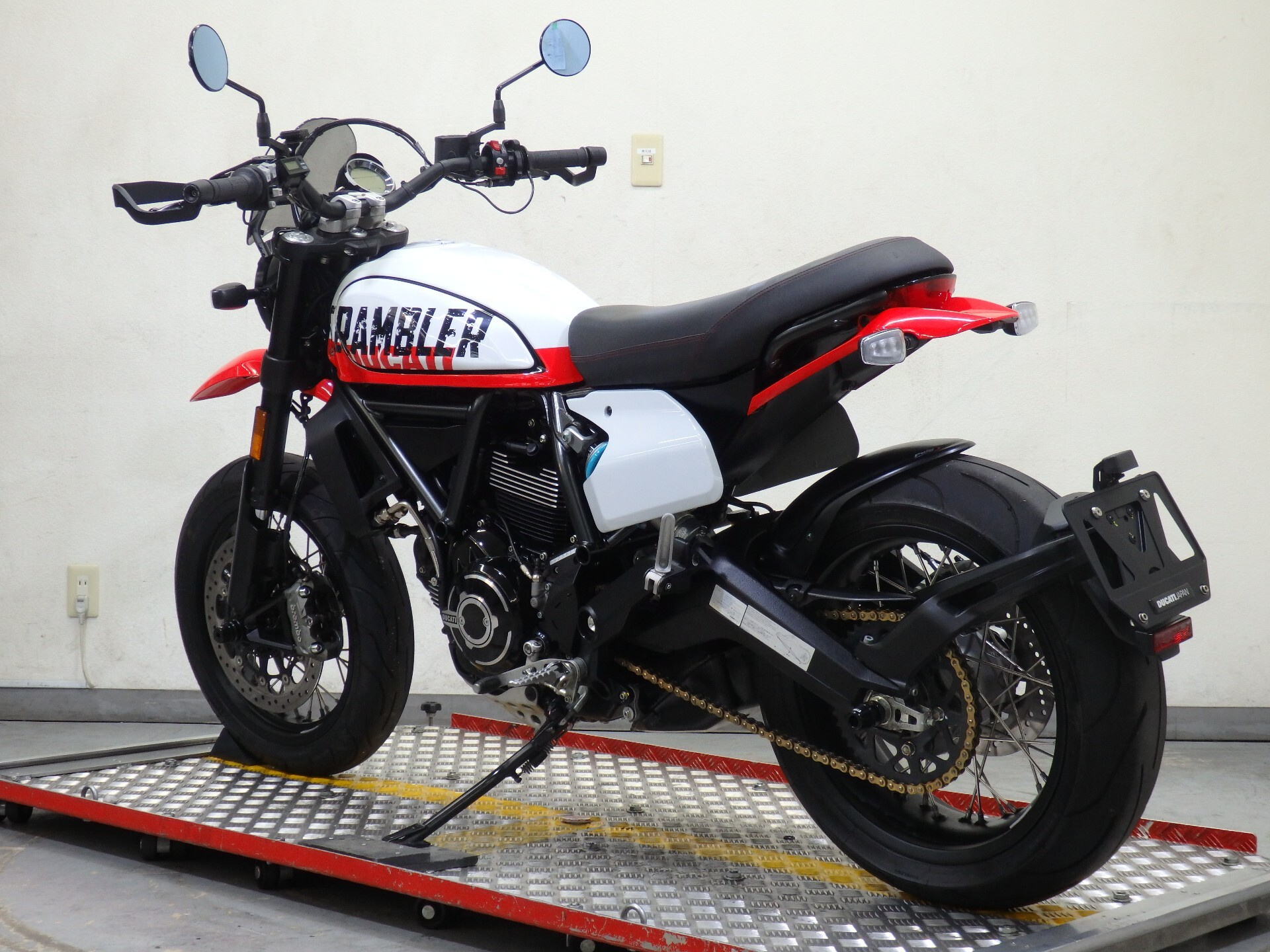 Миниатюра 4