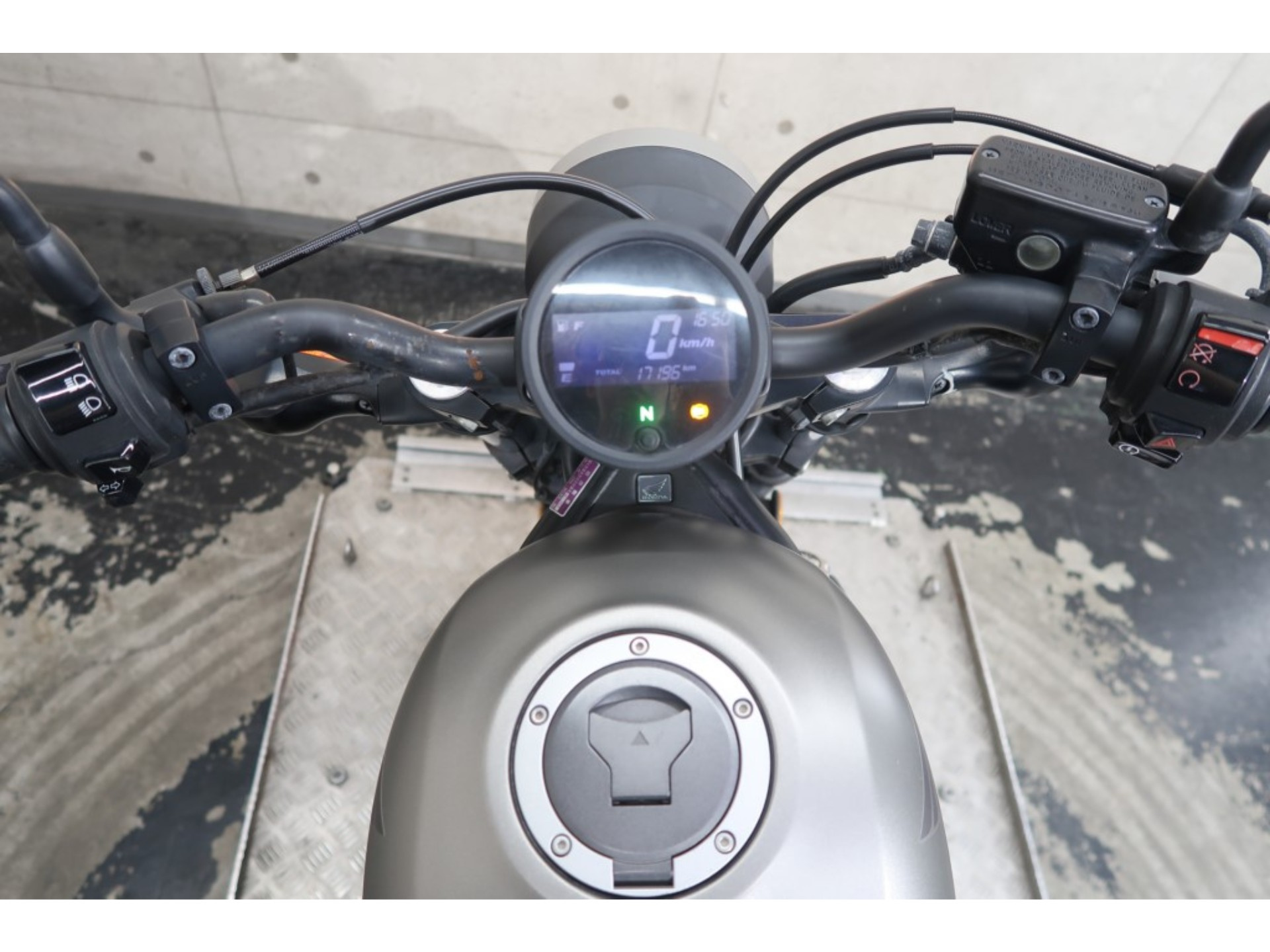 Миниатюра 24