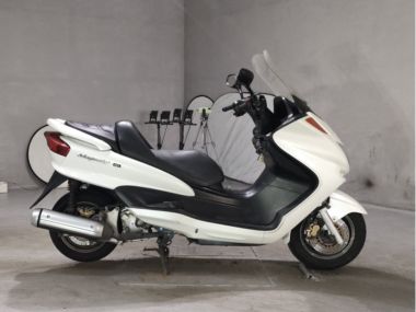 Yamaha Majesty 250