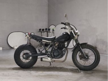 Yamaha TW200