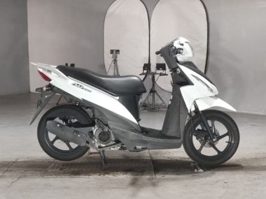 Suzuki Address V110