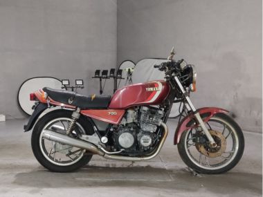 Yamaha XJ750E