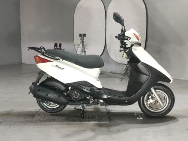 Yamaha Axis Treet