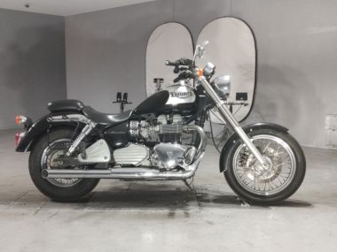 Triumph Bonneville America
