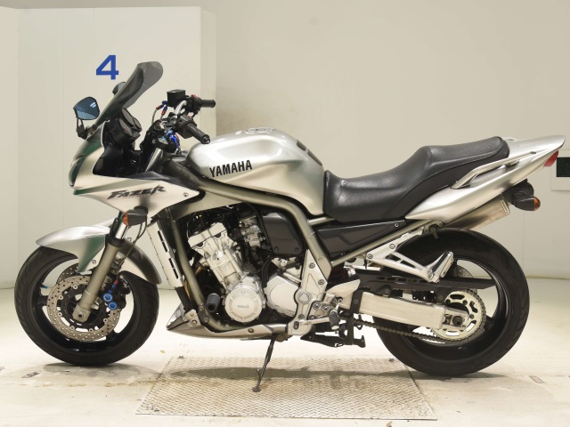 Yamaha FZS1000 Fazer
