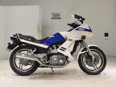 Yamaha XZ400D