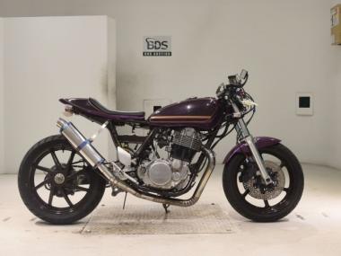 Yamaha SR400