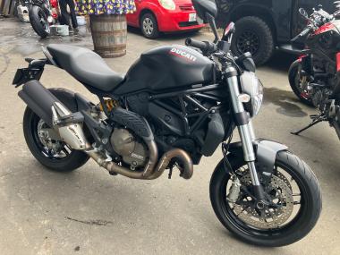 Ducati Monstar 821 Dark