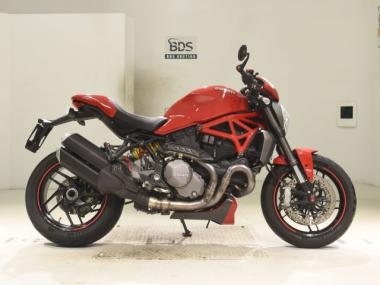 Ducati Monster 1200