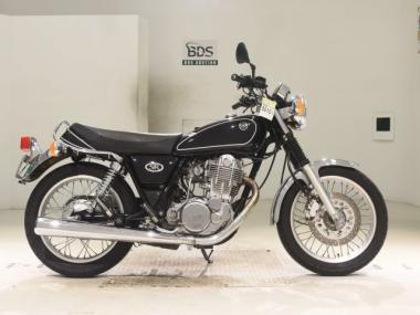 Yamaha SR400