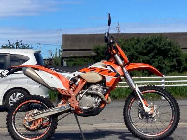 Ktm 890smt