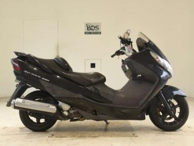 Suzuki Skywave 250s