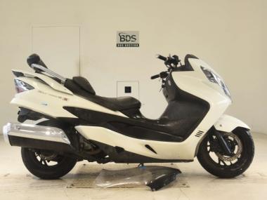 Suzuki Skywave 250s