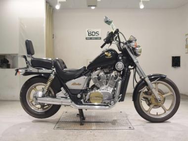 Honda Shadow750