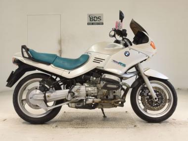 BMW R1100RS