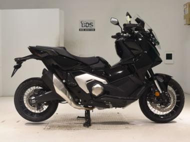 Honda X-ADV750