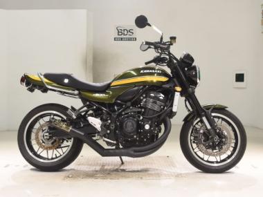 Kawasaki Z900RS