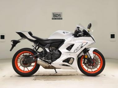 Yamaha Yzf-R7