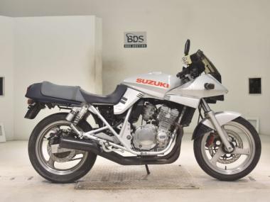 Suzuki GSX250 Katana