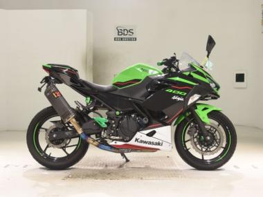 Kawasaki Ninja400