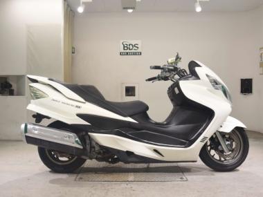 Suzuki Skywave 250s