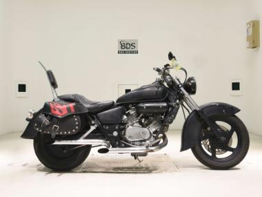 Honda Magna 250