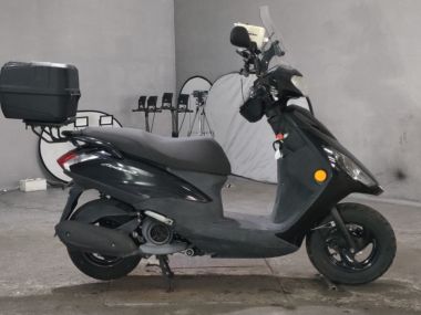Yamaha Axis Z