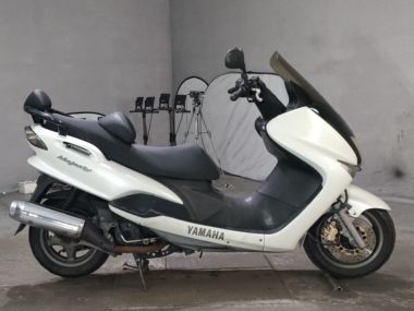 Yamaha Majesty 125