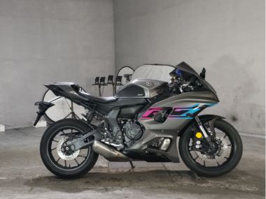 Yamaha Yzf-R7