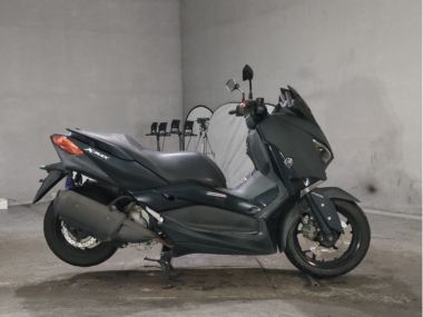Yamaha X-MAX250