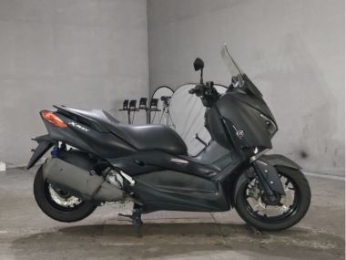Yamaha X-MAX250