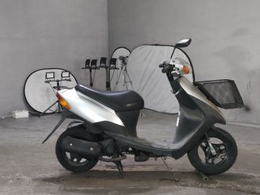 Suzuki Let's2