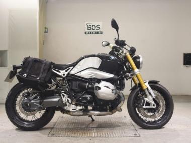 BMW R Nine T