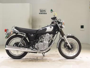 Yamaha SR400