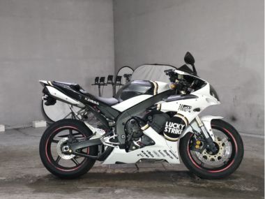 Yamaha Yzf-R1