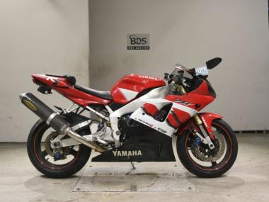 Yamaha Yzf-R1