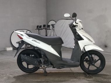 Suzuki Address V110