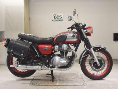 Kawasaki W800