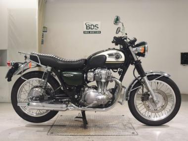 Kawasaki W800
