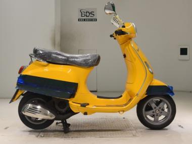 Vespa LX125