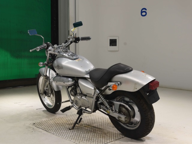 Миниатюра 6
