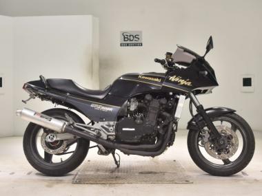 Kawasaki GPZ900R