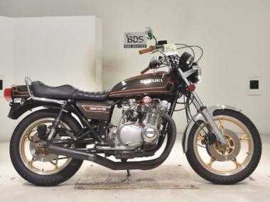 Suzuki GS750